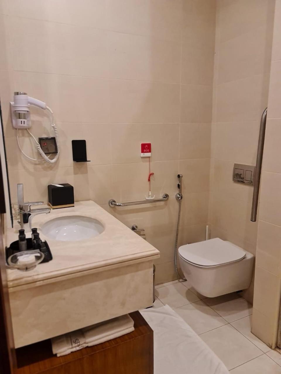 Sarwat Park Hotel Riyadh - Diplomatic Quarter Zewnętrze zdjęcie